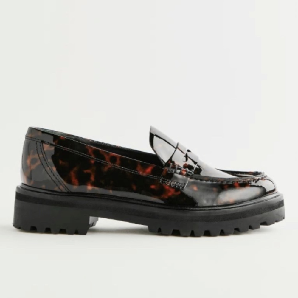 Reformation Agathea Chunky Loafer Patent Tortoise  sz 9